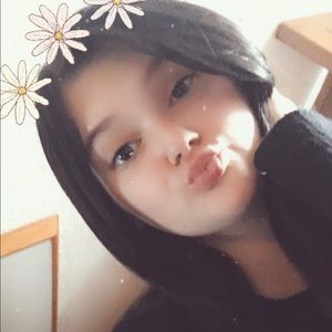 Meet your Posher, Casey